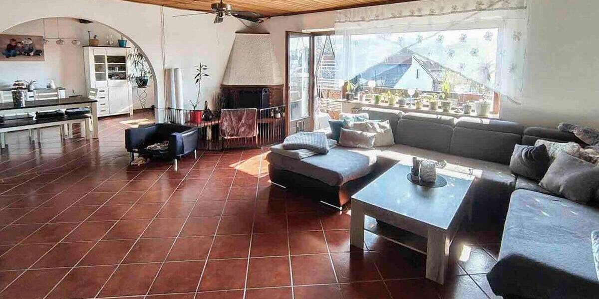 Einfamilienhaus Velden - 7 Zimmer, 270 m&sup2;, 749.000&euro; | Angebot:25928990