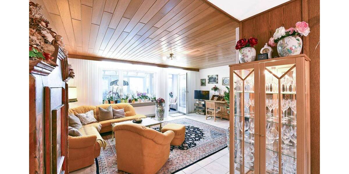 Einfamilienhaus Landshut Achdorf - 7 Zimmer, 350 m&sup2;, 1.150.000&euro; | Angebot:25743789