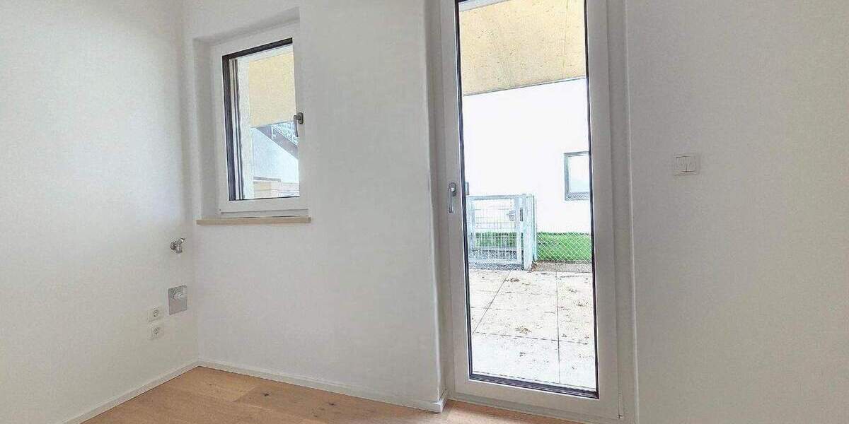 Terrassenwohnung Landshut Berg - 2 Zimmer, 84 m&sup2;, 1.340&euro; | Angebot:25801433