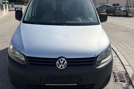 VW Caddy 173.000 km 5.900 &euro; Inning am Holz 84416