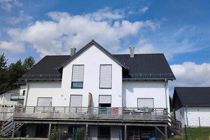 Haus Wurmsham - 6 Zimmer, 140 m&sup2;, 1.600&euro; | Angebot:25994825