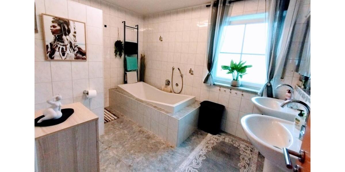 Doppelhaushälfte Altdorf - 5 Zimmer, 156 m&sup2;, 599.000&euro; | Angebot:24762081