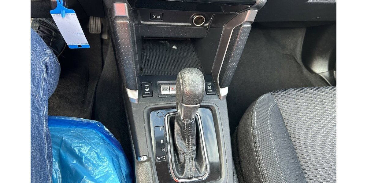 Subaru Forester Exclusive 4x4 Automatik Xenon Navi PDC 266.500 km 7.000 &euro; Altdorf 84032