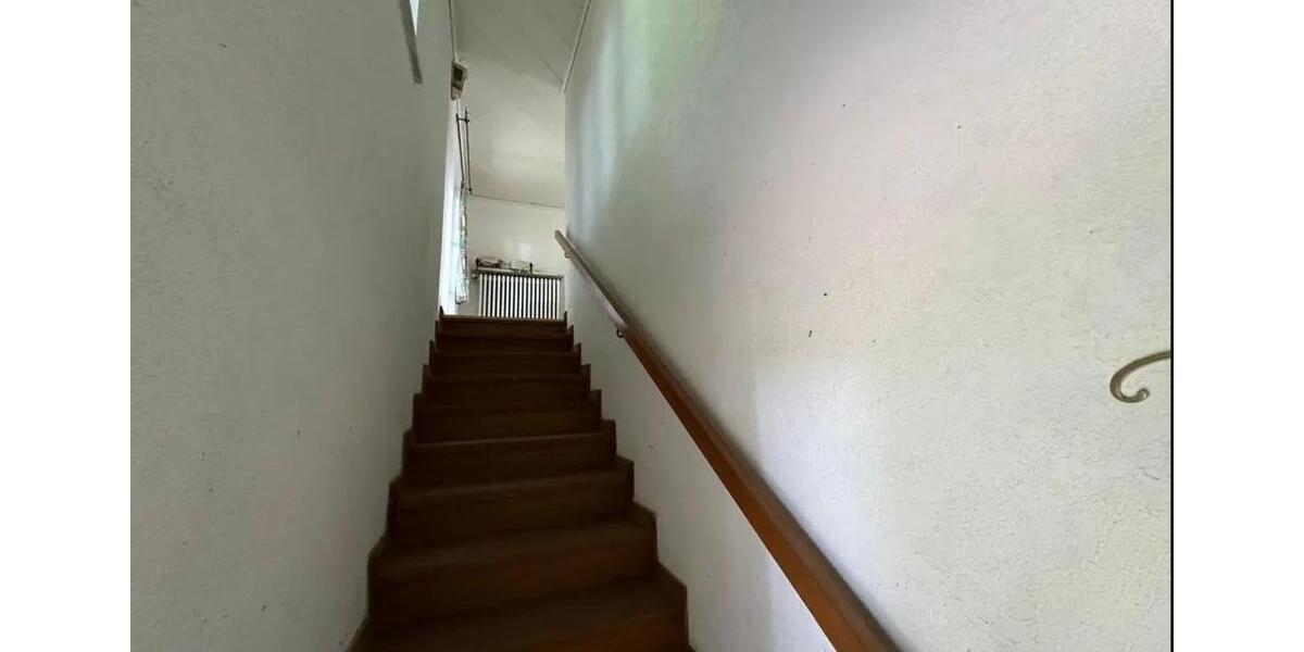 Etagenwohnung Fraunberg - 5 Zimmer, 142 m&sup2;, 1.450&euro; | Angebot:25193811