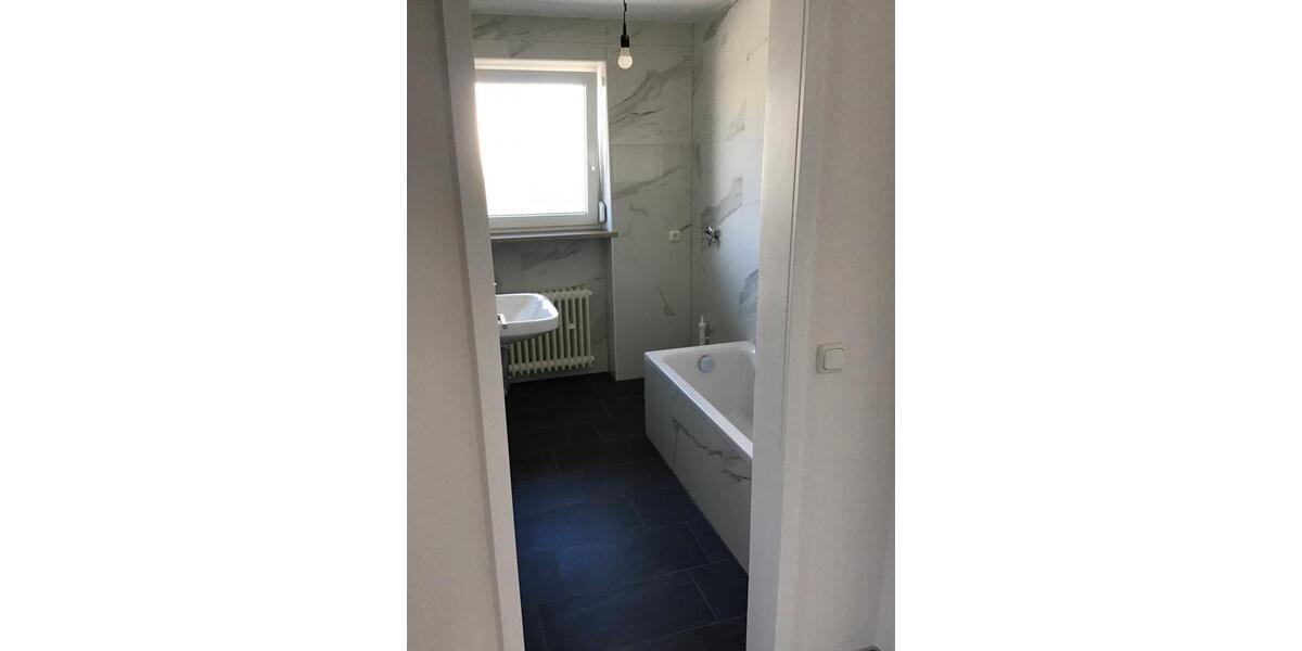 Etagenwohnung Kumhausen - 4 Zimmer, 85 m&sup2;, 1.250&euro; | Angebot:27612583