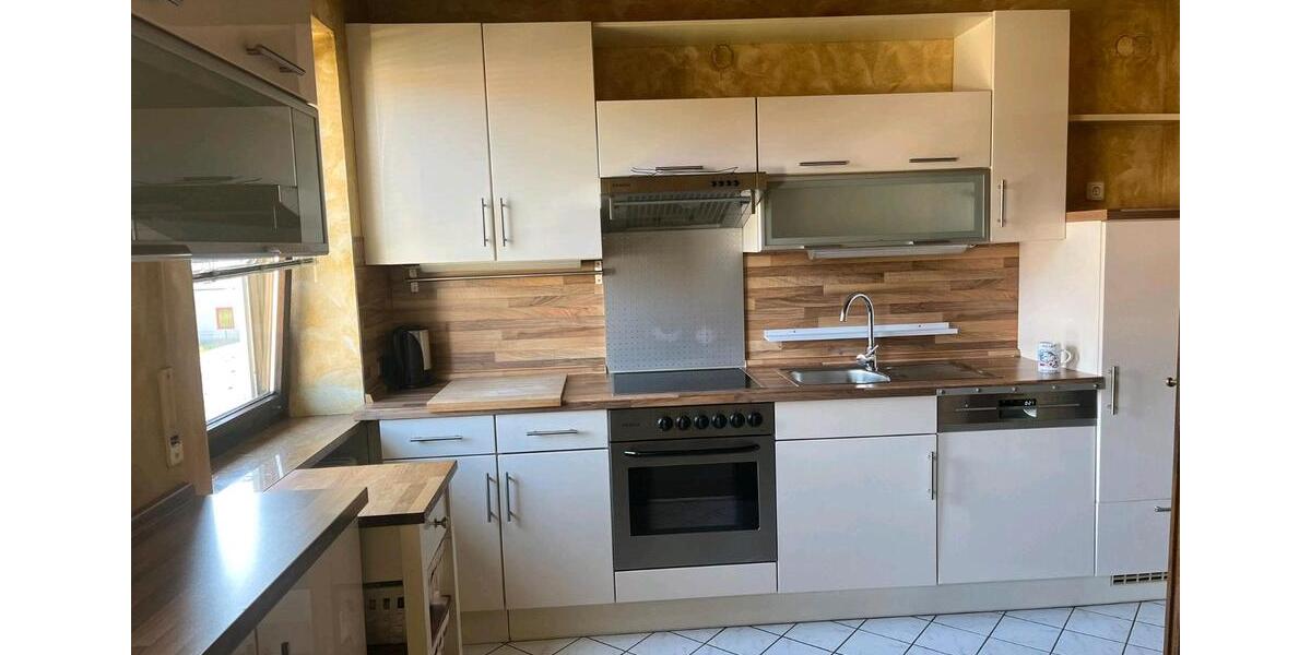 Etagenwohnung Niederaichbach - 4 Zimmer, 140 m&sup2;, 1.300&euro; | Angebot:26630185