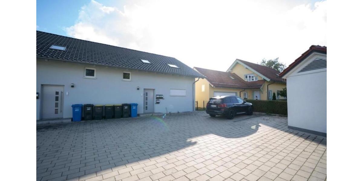Dachgeschoßwohnung Moosthenning - 3 Zimmer, 70 m&sup2;, 750&euro; | Angebot:25852494