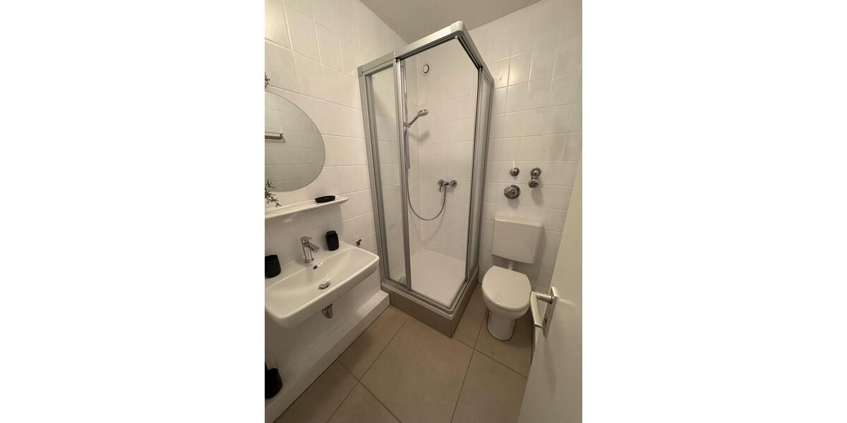 Etagenwohnung Landshut Landshut-West - 1 Zimmer, 17 m&sup2;, 660&euro; | Angebot:25178662