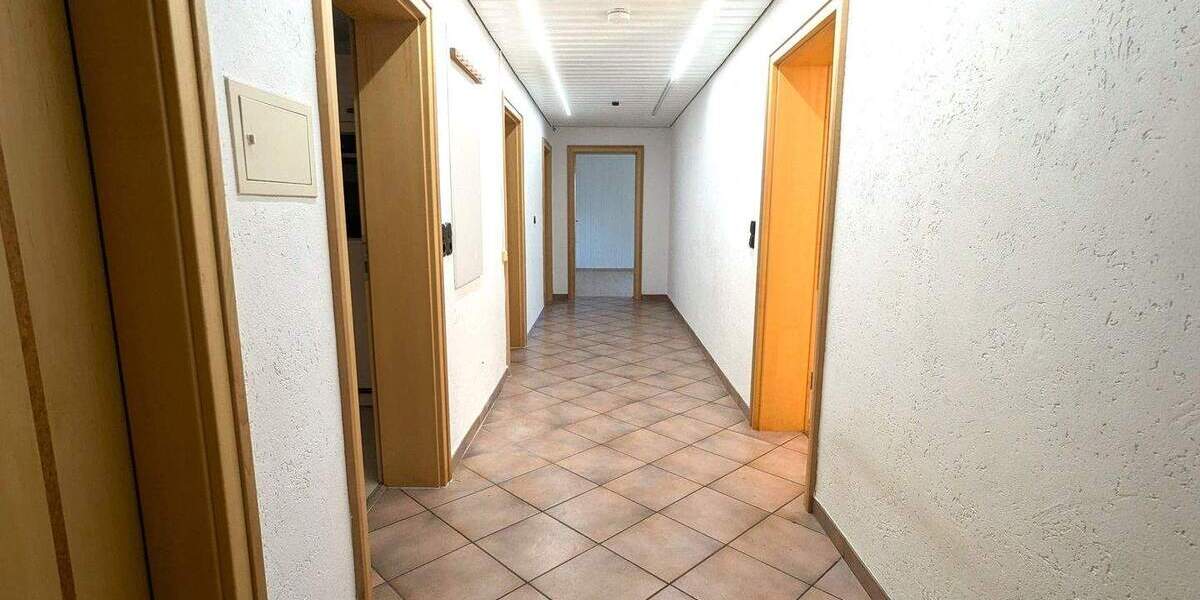 Etagenwohnung Inning am Holz Inning a. Holz - 3 Zimmer, 139 m&sup2;, 349.000&euro; | Angebot:25735926