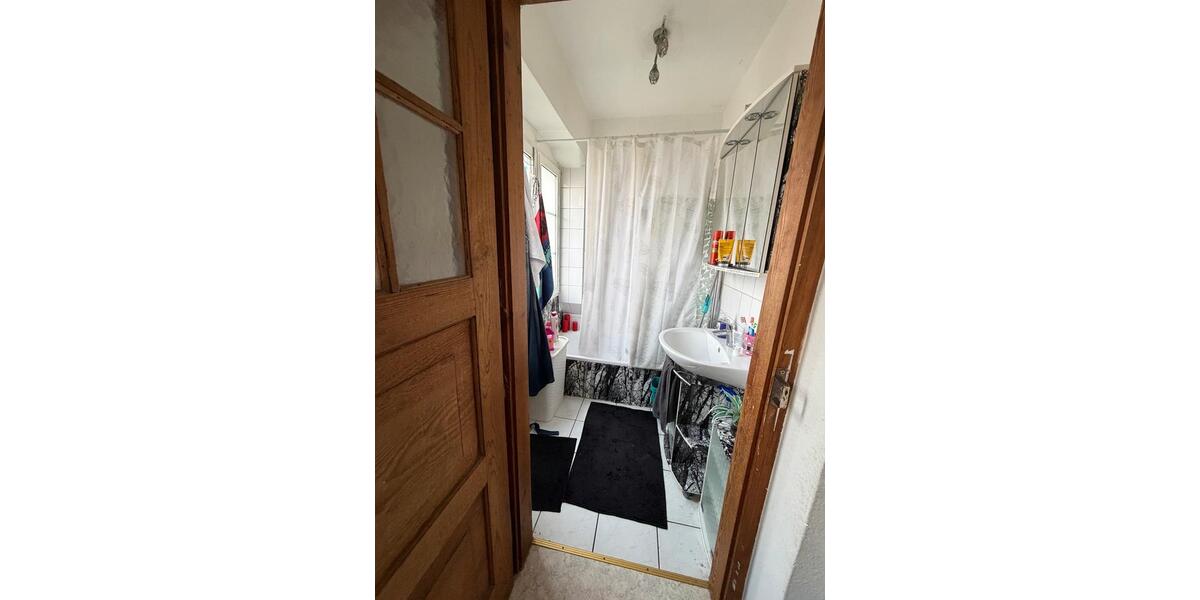 Etagenwohnung Landshut - 3 Zimmer, 73 m&sup2;, 1.000&euro; | Angebot:25951808