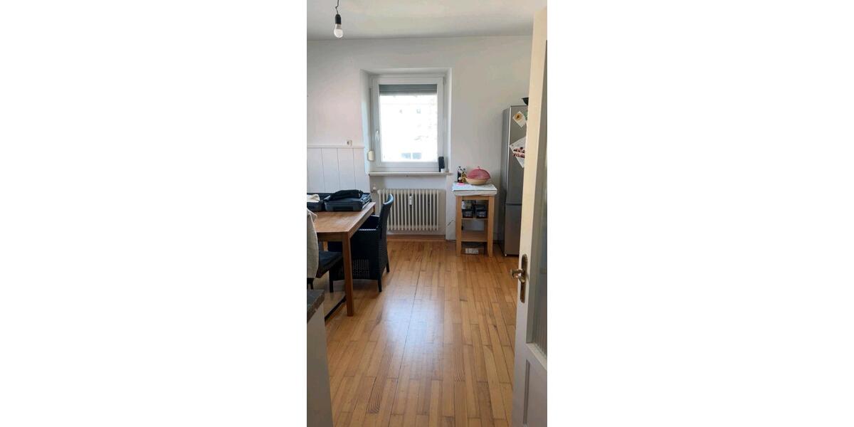 Etagenwohnung Altdorf - 2 Zimmer, 65 m&sup2;, 780&euro; | Angebot:25451185