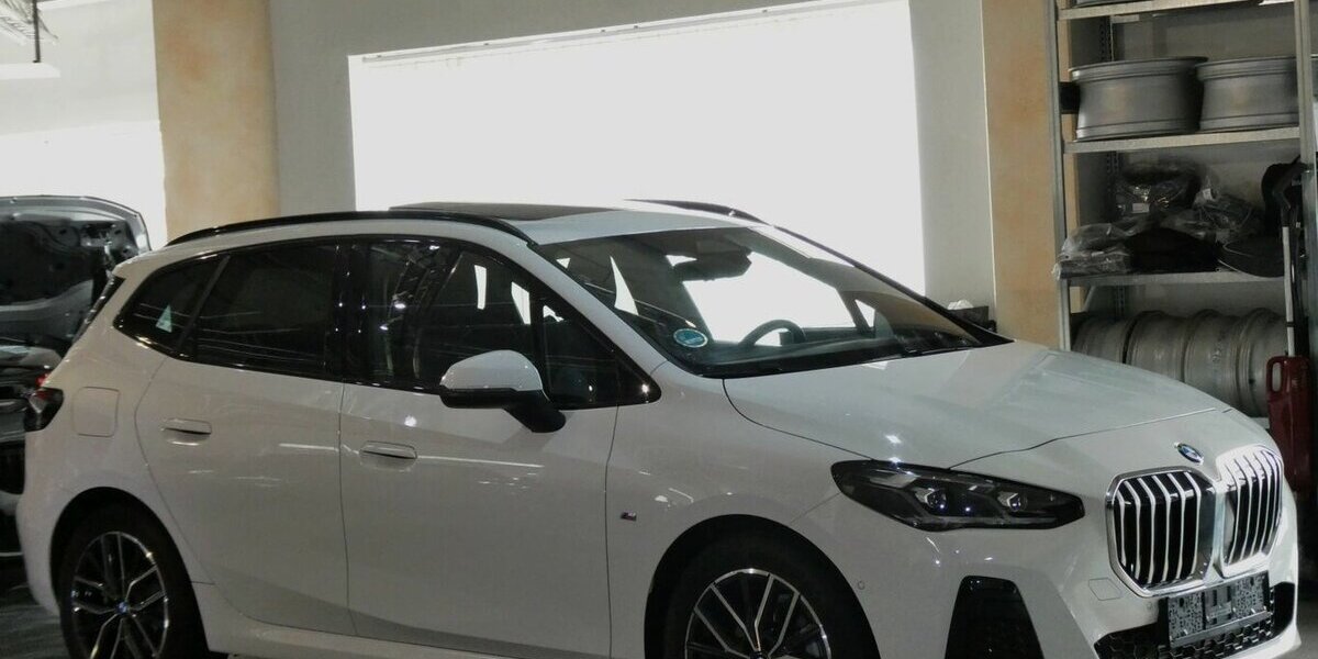 BMW 218 Active Tourer d MSport AHK,Pan.DachNP:56.830 21.998 km 32.590 &euro; Landshut 84030