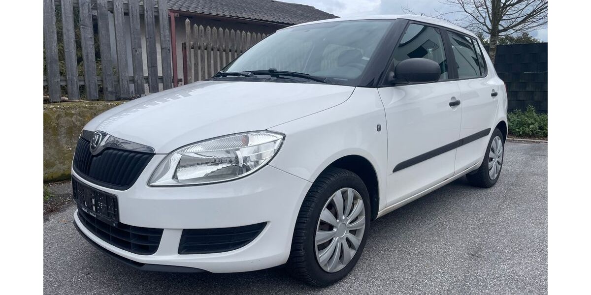 Skoda Fabia 151.400 km 3.750 &euro; Ergolding 84030