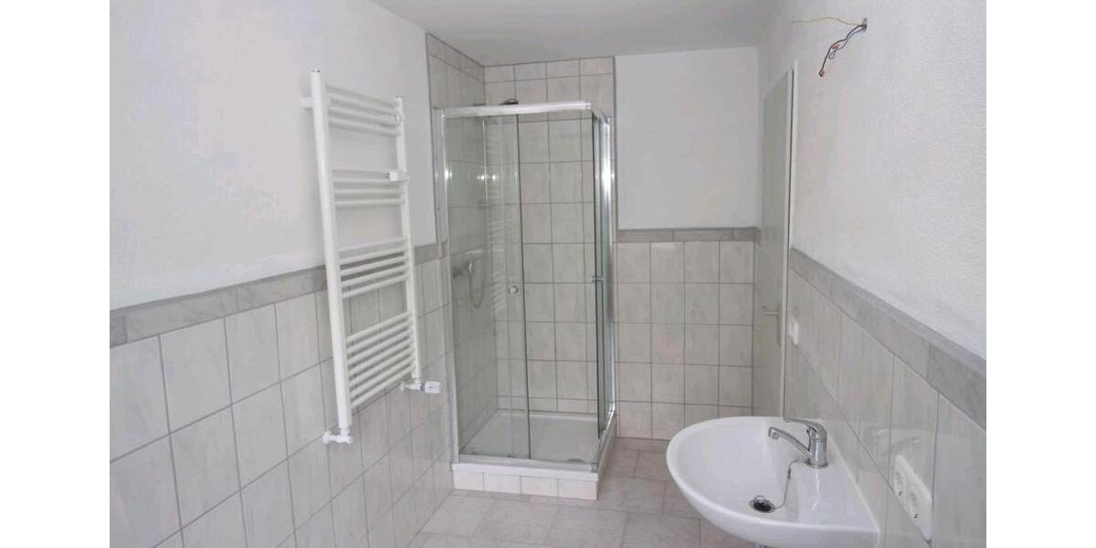 Einfamilienhaus Neufahrn in Niederbayern - 2 Zimmer, 60 m&sup2;, 630&euro; | Angebot:25975850