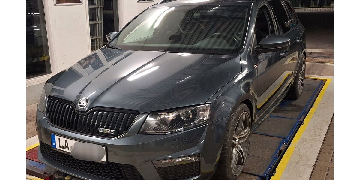 Skoda Octavia 144.000 km 12.400 &euro; Landshut 84028