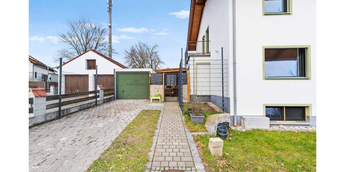 Neuwertige DHH in ruhiger Anliegerstraße | Kaminofen, Fußbodenheizung & Hobbyraum - Doppelhaushälfte Taufkirchen (Vils) | Angebot:22166188