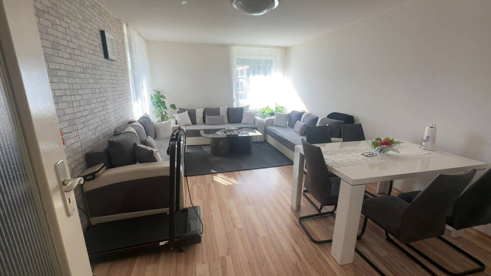 Etagenwohnung Landshut West - 4 Zimmer, 86 m&sup2;, 325.000&euro; | Angebot:25697090