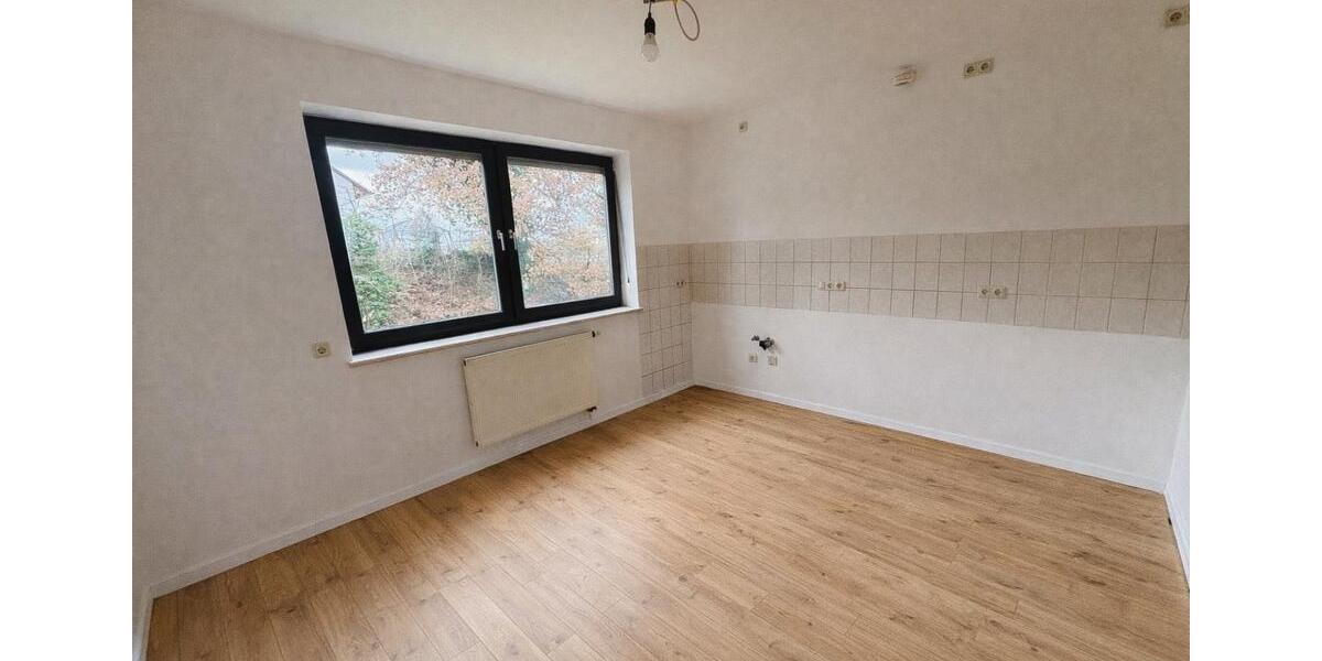 Hochparterre Rottenburg an der Laaber - 3 Zimmer, 75 m&sup2;, 650&euro; | Angebot:25935714