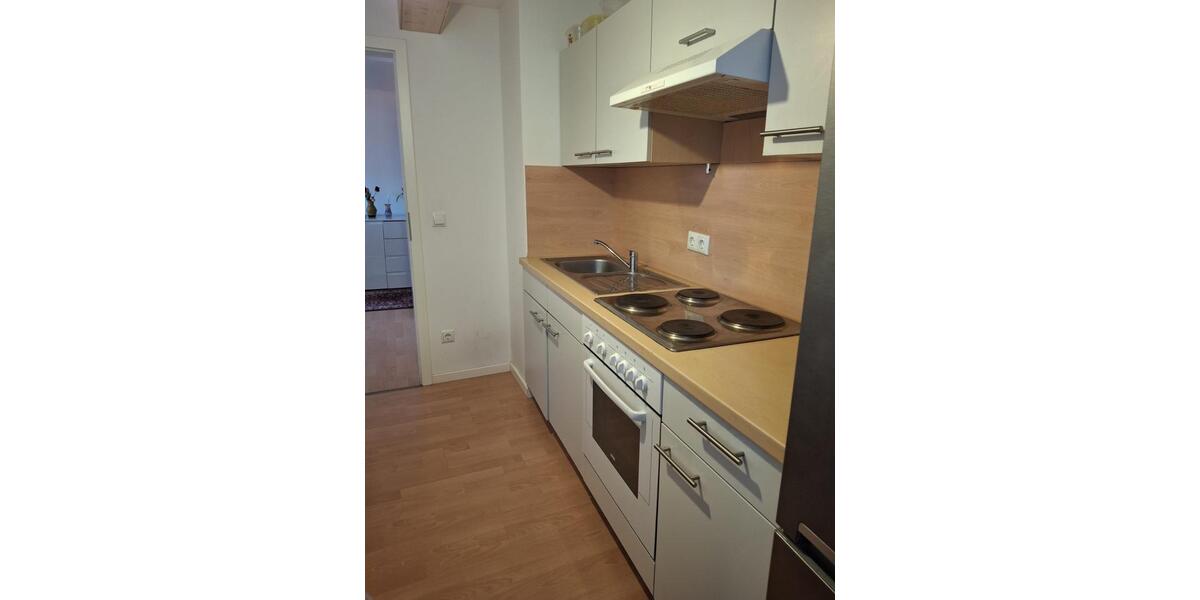 Etagenwohnung Landshut - 2.5 Zimmer, 72 m&sup2;, 1.050&euro; | Angebot:26535679