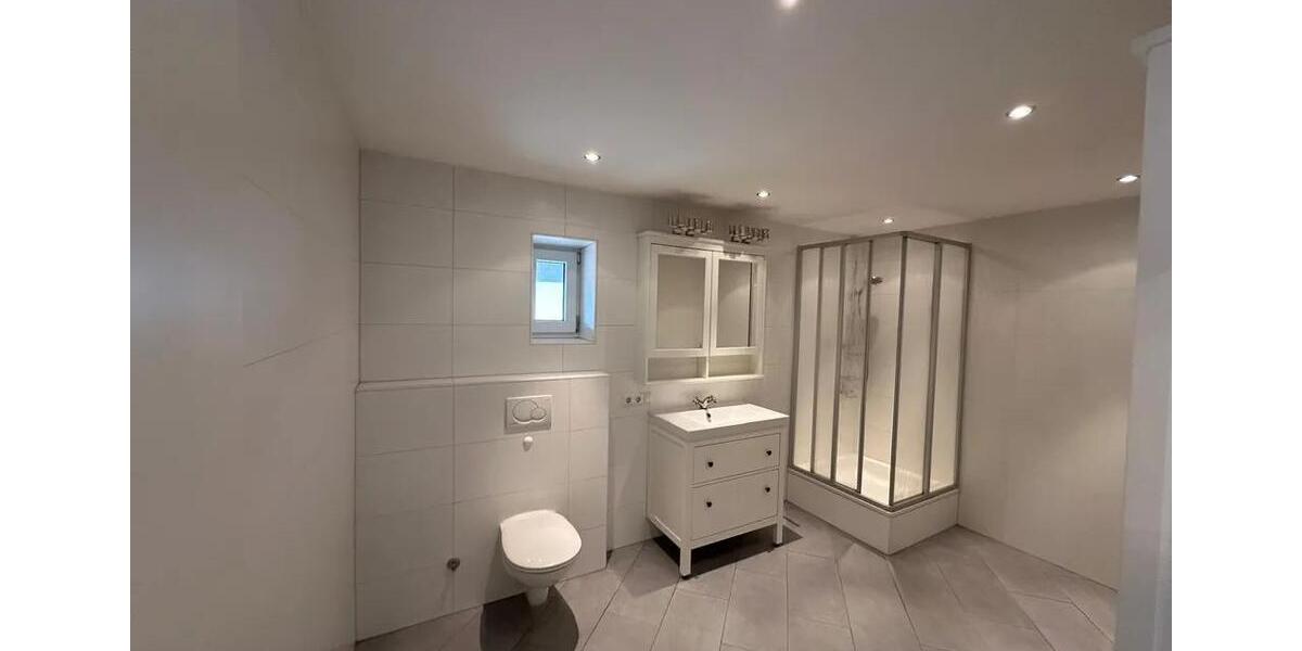 Etagenwohnung Fraunberg - 8 Zimmer, 85 m&sup2;, 1.250&euro; | Angebot:25151970