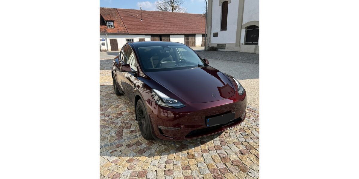 Tesla Model Y 65.800 km 43.900 &euro; Rottenburg a.d. Laaber 84056