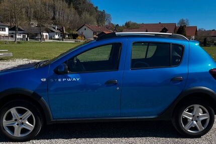Dacia Sandero 117.000 km 6.900 &euro; Buch a. Erlbach 84172