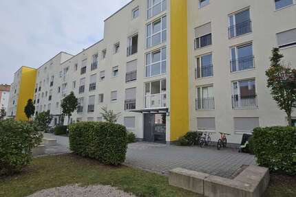 Wohnung Landshut Bayerwaldsiedlung - 3 Zimmer, 71 m&sup2;, 990&euro; | Angebot:27657238