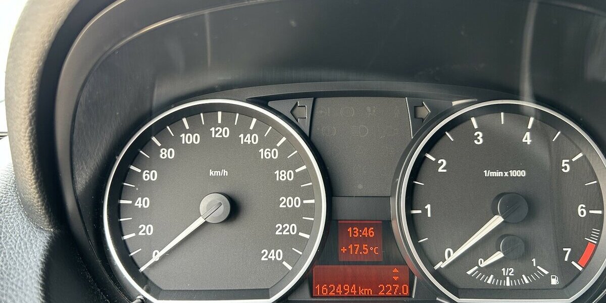 BMW 116i 1.Hand Klima PDC SHZ Tempomat 162.400 km 4.500 &euro; Altdorf 84032