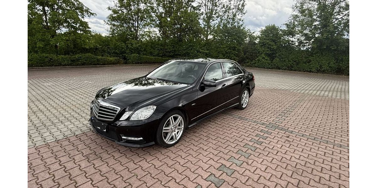 Mercedes-Benz E 250 216.000 km 10.400 &euro; Bayerbach bei Ergoldsbach 84092