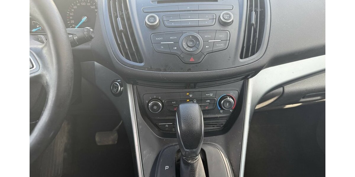 Ford Kuga 2.0 TDCI 4x4 Automatik Sitzheizung Keyless 254.000 km 6.990 &euro; Altdorf 84032