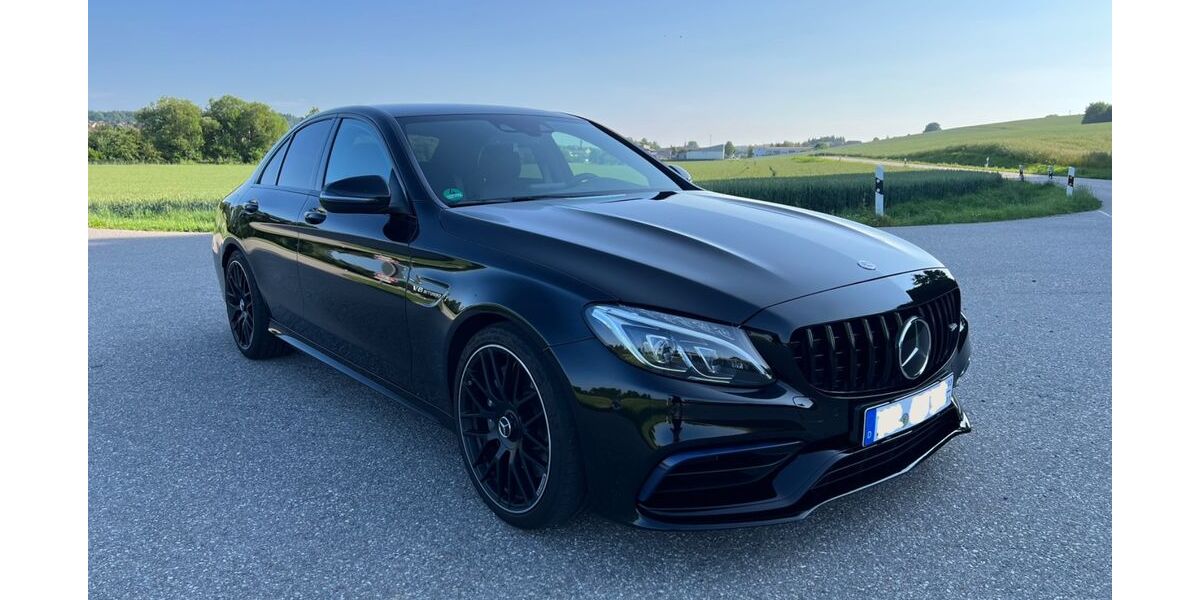 Mercedes-Benz C 63 AMG 75.000 km 42.500 &euro; Mengkofen 84152