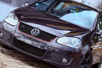 VW Golf 263.000 km 2.499 &euro; Seifriedswörth 84189