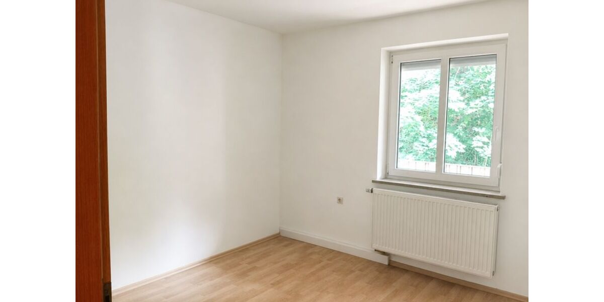 Provisionsfrei* Zentrale 3-Zimmerwohnung in solider Wohnanlage mit Balkon und Garage - Etagenwohnung Landshut Auloh | Angebot:26988349