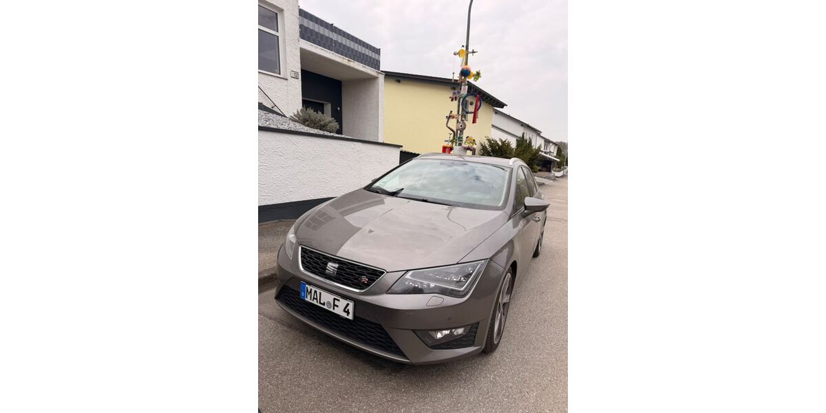 Seat Leon 100.311 km 13.600 &euro; Ergoldsbach 84061