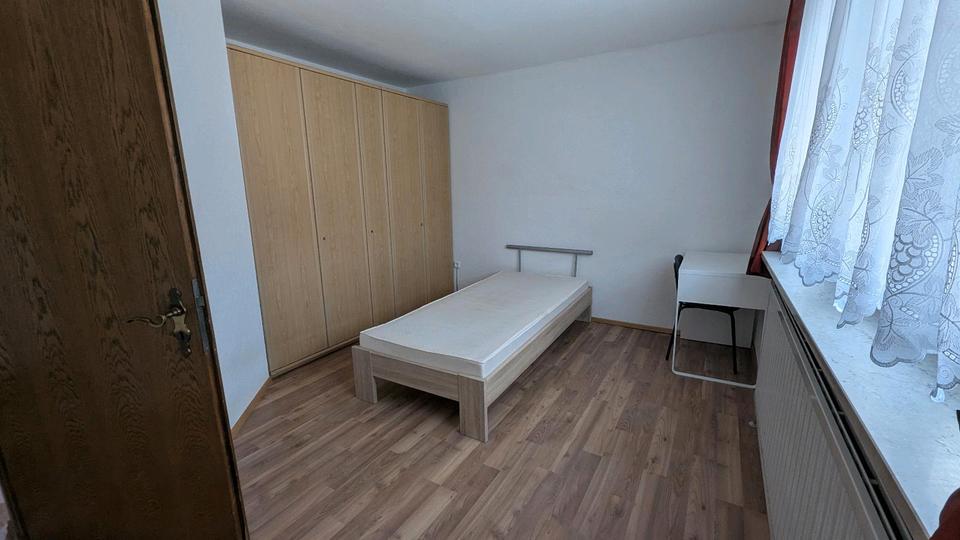 Etagenwohnung Moosthenning - 1 Zimmer, 12 m&sup2;, 550&euro; | Angebot:25724306