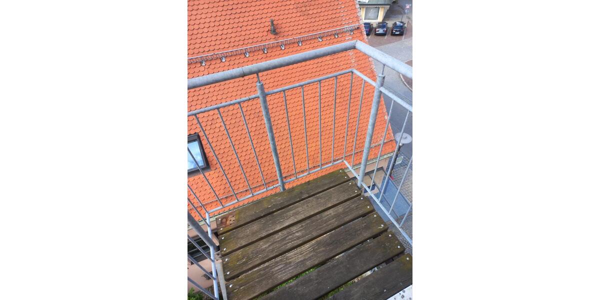 Dachgeschoßwohnung Pfeffenhausen - 1 Zimmer, 27 m&sup2;, 350&euro; | Angebot:25964477