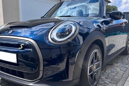 Mini Andere 3.712 km 49.999 &euro; Mengkofen 84152