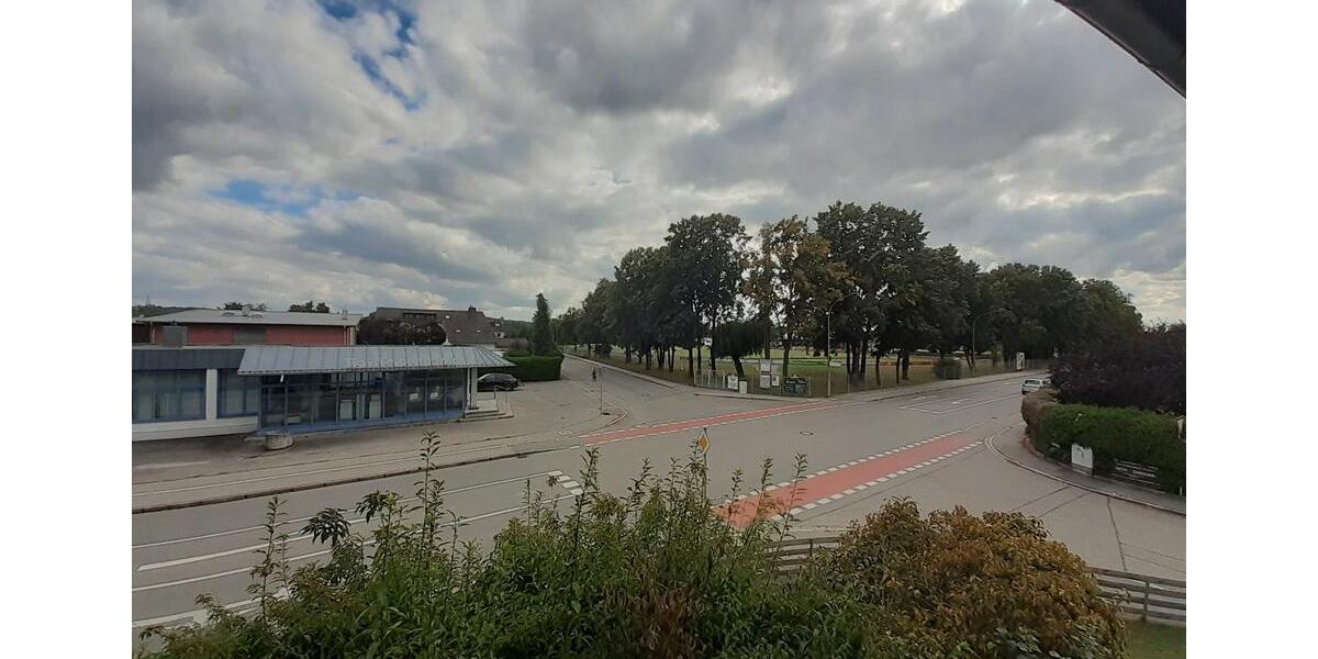 Etagenwohnung Ergolding - 4 Zimmer, 106 m&sup2;, 950&euro; | Angebot:26007890