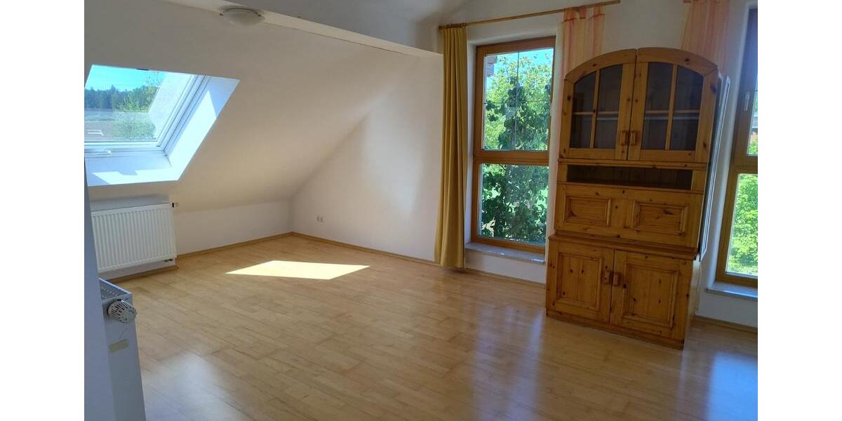Dachgeschoßwohnung Ergolding - 2 Zimmer, 52 m&sup2;, 710&euro; | Angebot:26619034