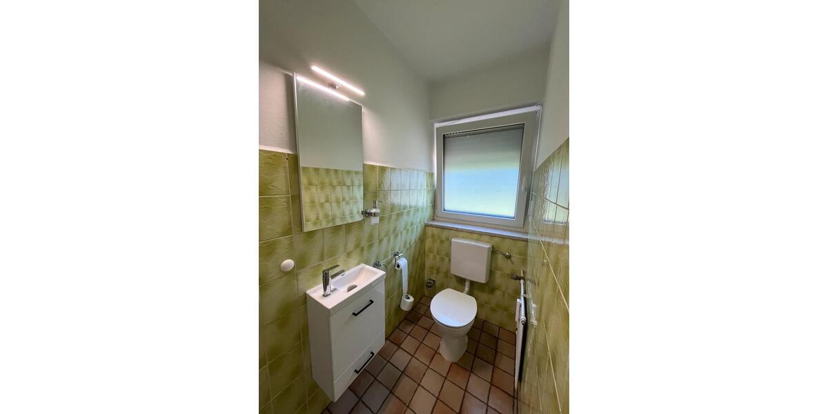 Etagenwohnung Dingolfing - 4 Zimmer, 120 m&sup2;, 1.300&euro; | Angebot:27595656