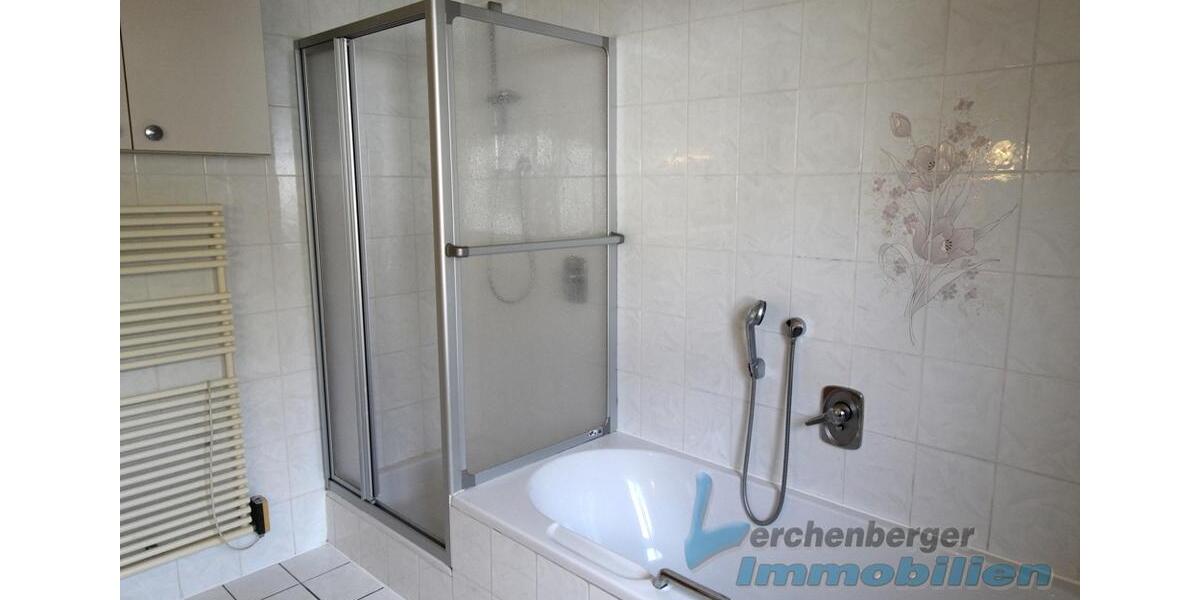 Einfamilienhaus Moosthenning - 7 Zimmer, 250 m&sup2;, 1.850&euro; | Angebot:25340470