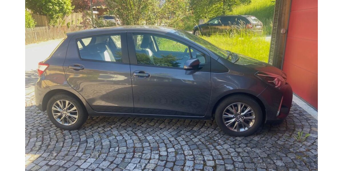 Toyota Yaris 19.750 km 11.600 &euro; Wartenberg 85456