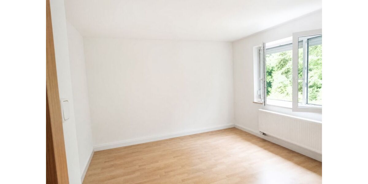Provisionsfrei* Zentrale 3-Zimmerwohnung in solider Wohnanlage mit Balkon und Garage - Etagenwohnung Landshut Auloh | Angebot:26988349