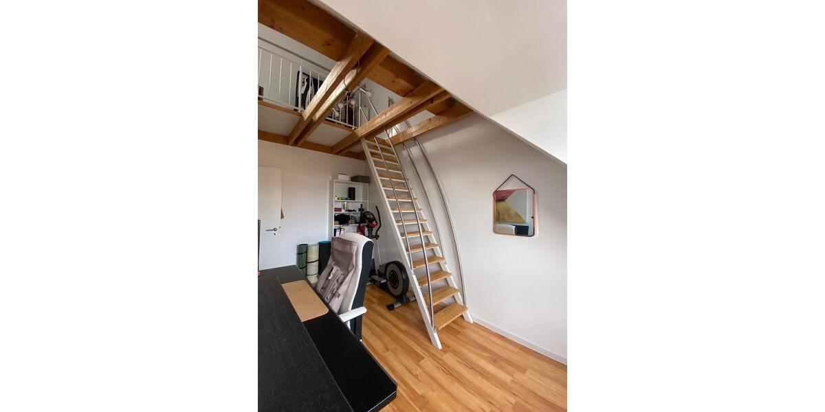 Dachgeschoßwohnung Altdorf - 3 Zimmer, 99 m&sup2;, 1.335&euro; | Angebot:25945362
