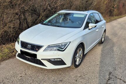 Seat Leon 82.753 km 19.999 &euro; Berglern 85459