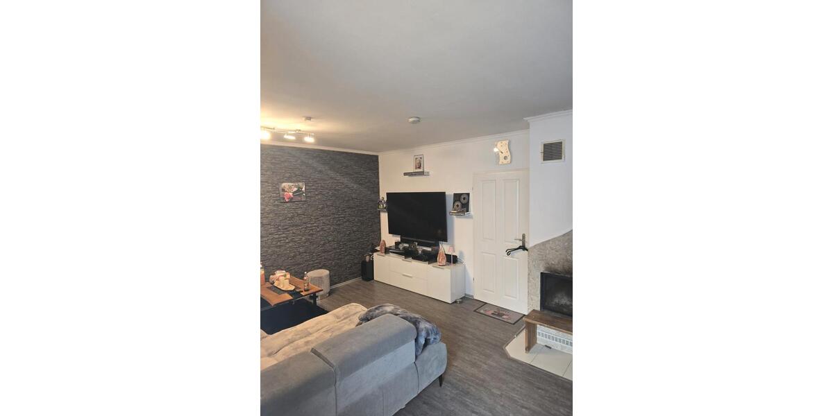 Reihenhaus Landshut - 6 Zimmer, 120 m&sup2;, 550.000&euro; | Angebot:26492502