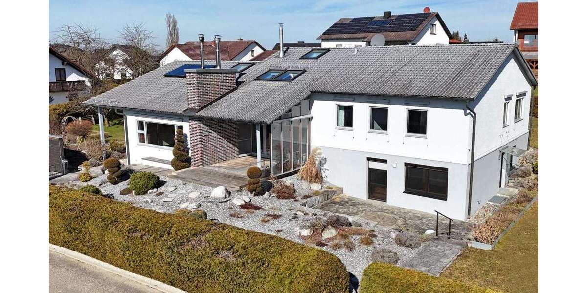 Einfamilienhaus Buch am Erlbach - 11 Zimmer, 369 m&sup2;, 1.195.000&euro; | Angebot:19753678