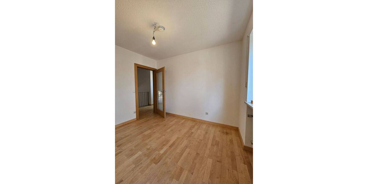 Reihenmittelhaus Dorfen - 6 Zimmer, 140 m&sup2;, 597.000&euro; | Angebot:25929667