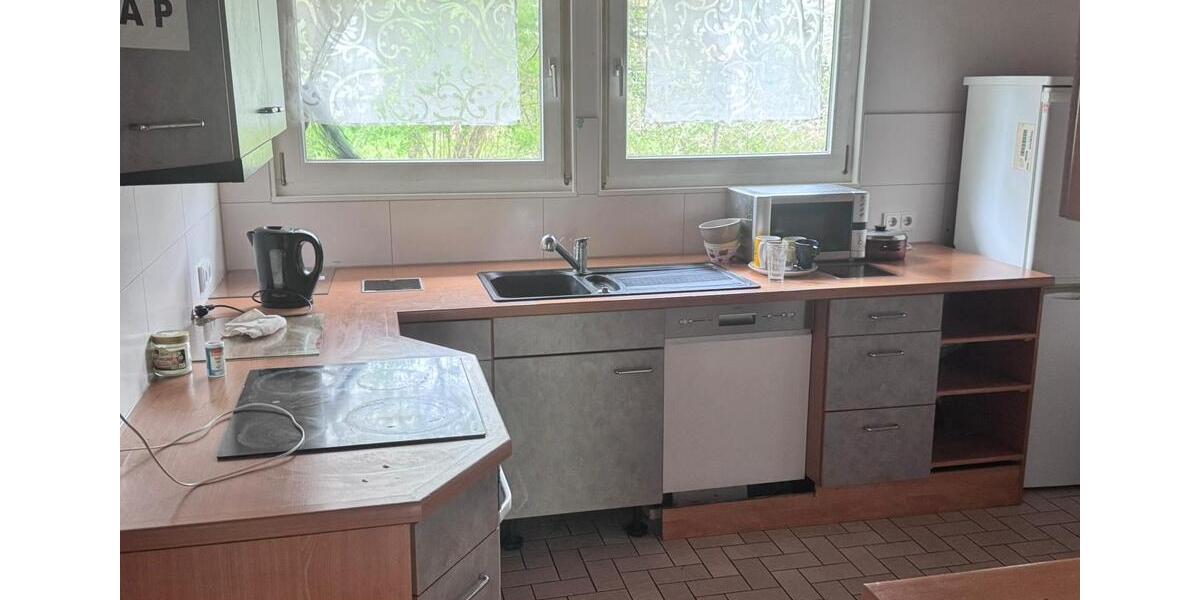 Einfamilienhaus Essenbach - 5 Zimmer, 250 m&sup2;, 2.100&euro; | Angebot:26340530