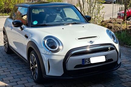 Mini Cooper SE 30.000 km 19.900 &euro; Gammelsdorf 85408